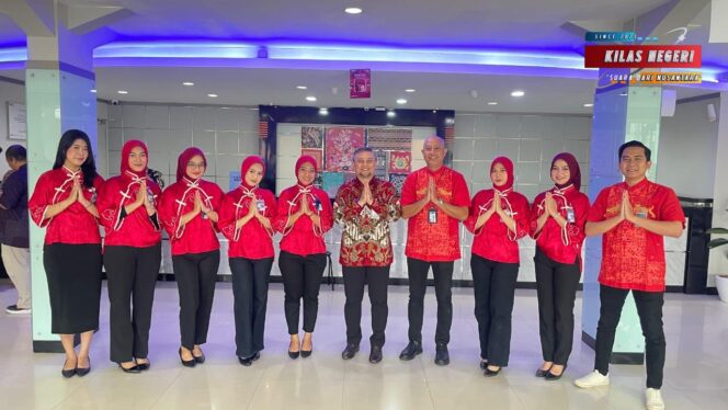 
Semangat Kebersamaan! BRI Kantor Cabang Tangerang Merdeka Bersama Bpk. Denny Setiawan & Jajaran Operasional Sambut Tahun Baru Imlek 2026