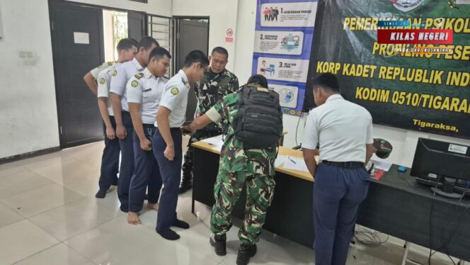
Kodim Tigaraksa Tes Psikologi 25 Kadet di SMKN 12 Tangerang