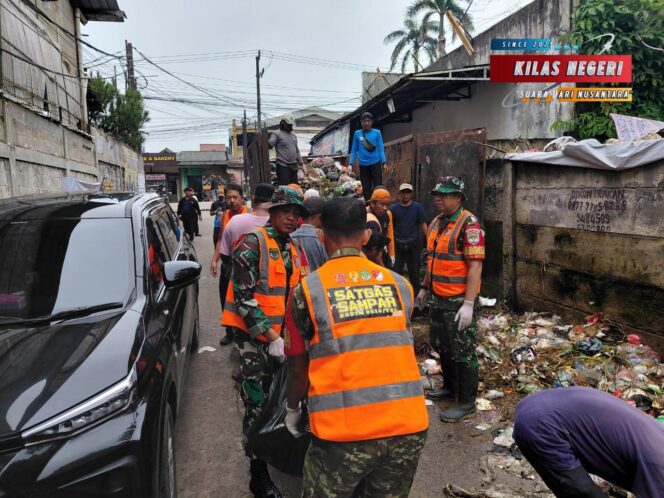 
Satgas Sampah, Koramil 02/Curug Sasar Jalan Desa Curug Wetan