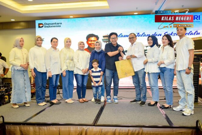 
Kebersamaan Pemimpin Cabang dan Frontliner