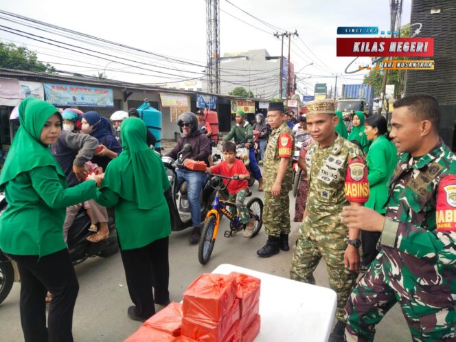 
Koramil 03/Legok Berbagi Takjil Gratis, Perkuat Kepedulian Sosial di Bulan Ramadan 1447 H