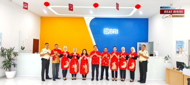 
BRI Cabang Daan Mogot Rayakan Imlek 2577 Kongzili, Perkuat Nilai Toleransi dan Kebersamaan