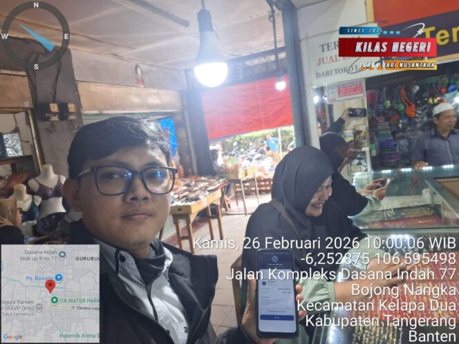 
Mantri BRI Unit Bojong Nangka Lakukan Pickup Service bagi Pedagang Pasar Bonang