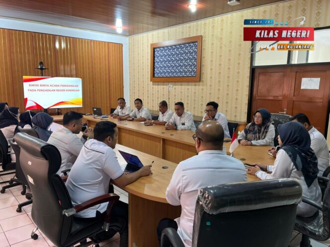
Adaptif, Bimtek Panitera Pengganti di PN Kuningan Bahas KUHAP Baru