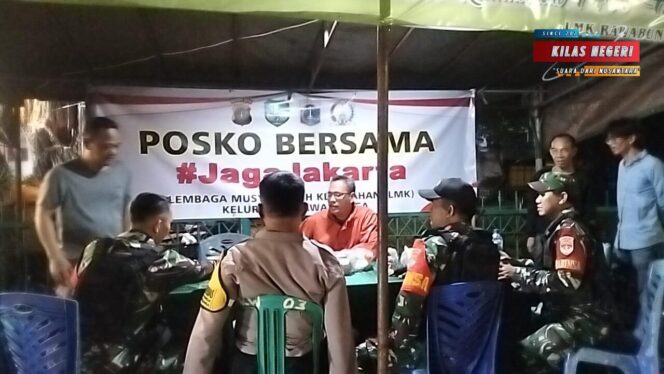
Ciptakan Situasi Aman dan Kondusif, Koramil 01/Jatinegara Gelar Patroli Titik Rawan Tawuran