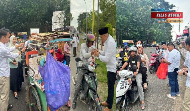 
Ketua PN Sinjai bersama Jajarannya Bagi – bagi Takjil Sembari sosialisasikan Integritas ke Publik