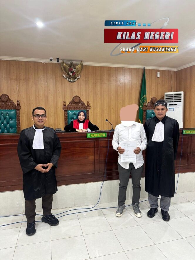 
Anggota Brimob & Pendeta Berdamai, PN Masohi Terapkan Mekanisme Pengakuan Bersalah