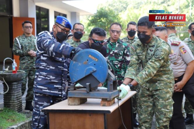 
Pemusnahan Barang Bukti, Otmilti II Jakarta Tegaskan Komitmen Penegakan Hukum Transparan dan Akuntabel