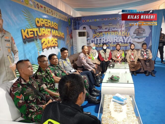 
Pengamanan arus mudik IDUL FITRI 2026, Koramil 14/Panongan bersama instasi terkait melaksanakan siaga di Pos Pam Terpadu