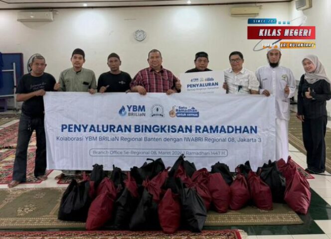 
BRI KC Jakarta S. Parman Salurkan Bingkisan Ramadhan ke Masjid Al Falah