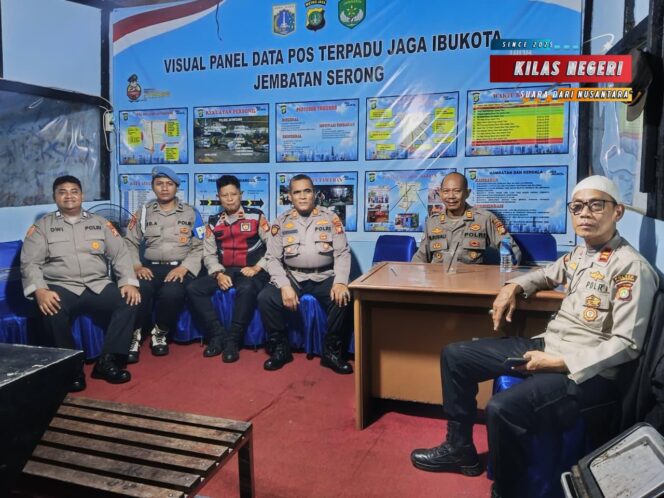 
Posko Jaga Jakarta Hadir di Tengah Malam, Polisi Jatinegara Pastikan Warga Aman dari Ancaman Tawuran