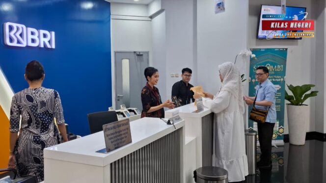 
Sambut Lebaran 2026, BRI Cabang Hayam Wuruk Buka Layanan Penukaran Uang Baru Program SERAMBI 2026