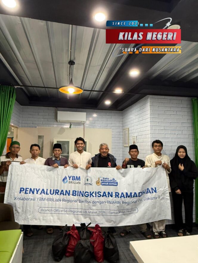 
BRI BO Tanjung Duren Salurkan Bingkisan Ramadhan Bersama YBM BRILiaN