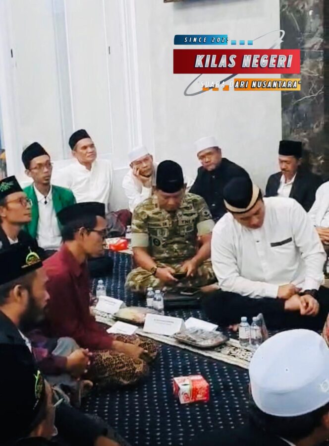 
TNI Perkuat Harmoni Sosial, Danramil Panongan Hadiri Halal Bihalal DKM se-Citra Raya