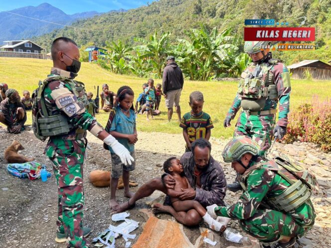 
Tiga Warga Distrik Sinak Terluka Akibat Penembakan OPM, Dievakuasi dengan Bantuan TNI dan Warga