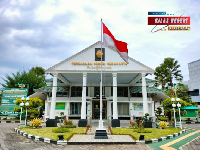 
PN Surakarta Nyatakan Tidak Dapat Diterima Gugatan Ijazah Presiden Ke-7 Jokowi